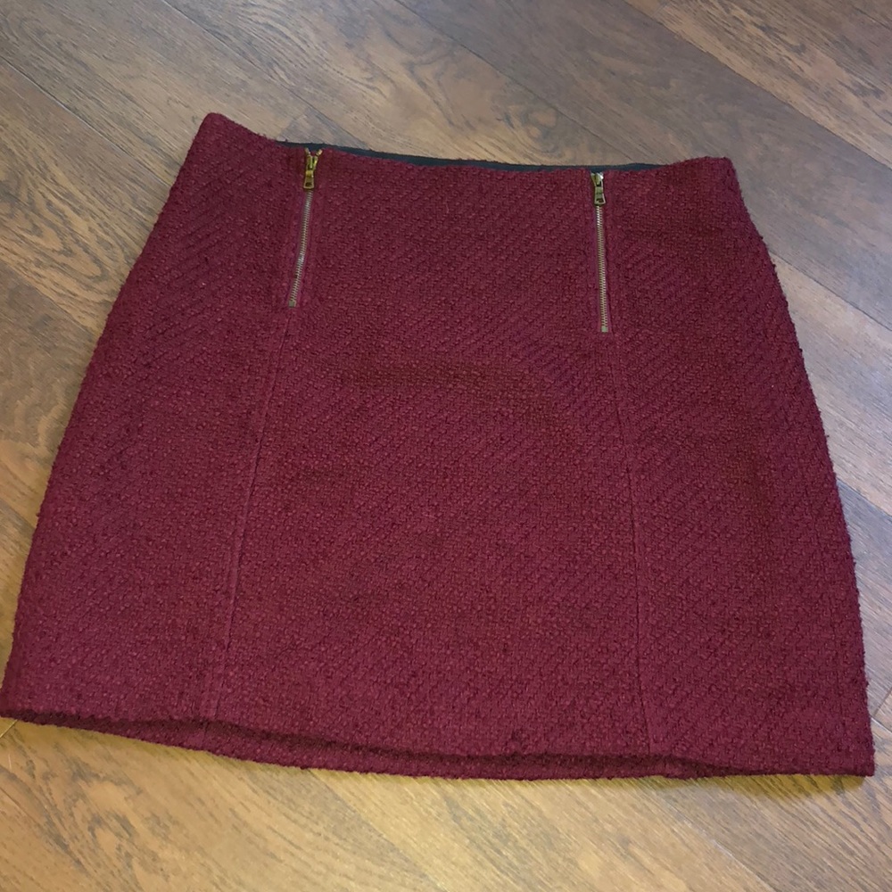 MAROON/RED LOFT SKIRT WITH ZIPPERS